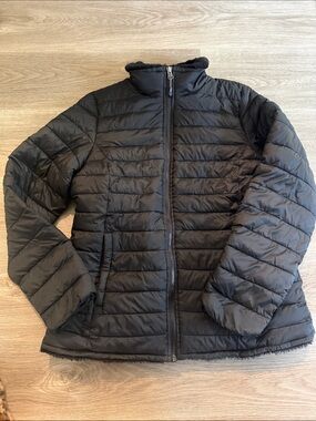 32 Degrees Women’s black winter puffer jacket medium